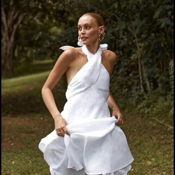 DISSH Ivory 100% linen halter maxi dress with a relaxed fit #maxidress - Picture 2 of 7